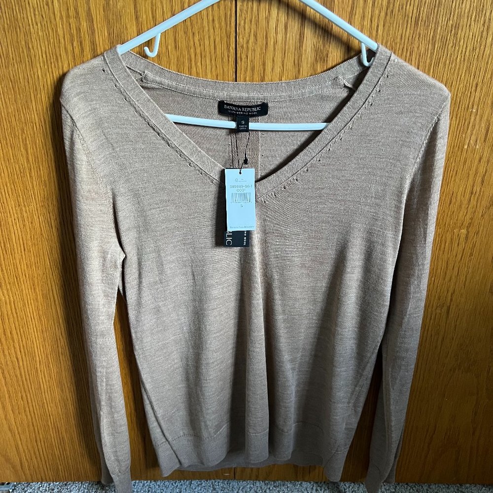 Banana Republic V Neck Sweater